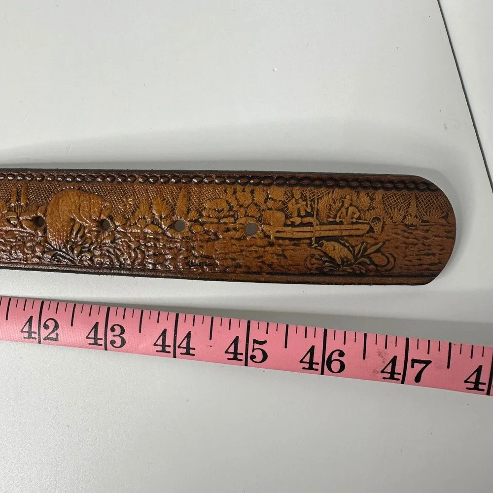 Vintage‎ Tooled Leather Wildlife Fishing Bass Scene Belt Cowboy Western Size 42?